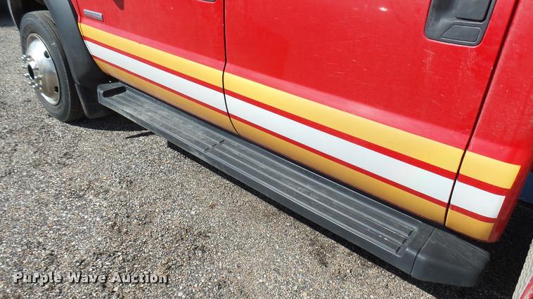 image for item L2480 2007 Ford F550 Super Duty XL utility truck