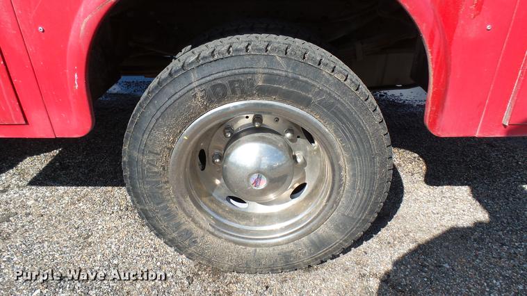 image for item L2480 2007 Ford F550 Super Duty XL utility truck