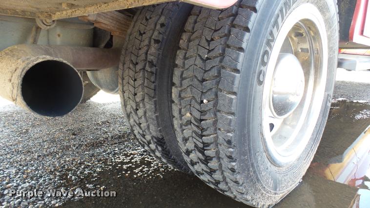 image for item L2480 2007 Ford F550 Super Duty XL utility truck