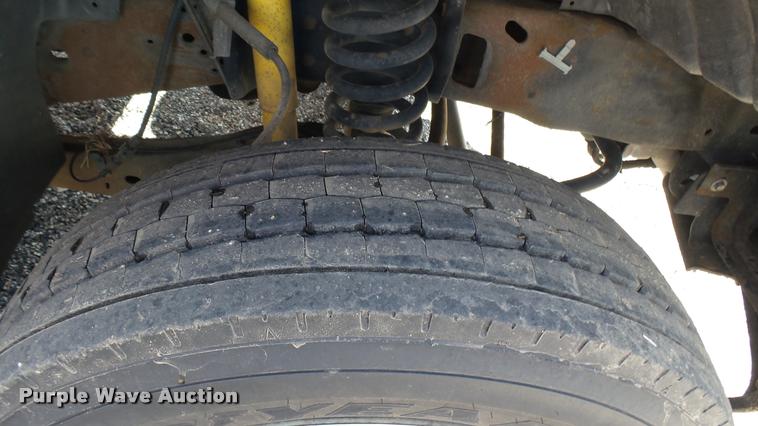 image for item L2480 2007 Ford F550 Super Duty XL utility truck