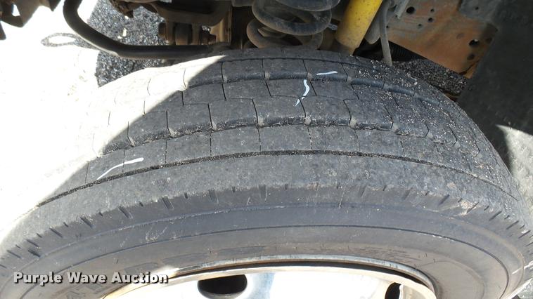 image for item L2480 2007 Ford F550 Super Duty XL utility truck