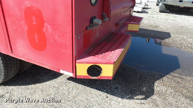 image for item L2480 2007 Ford F550 Super Duty XL utility truck