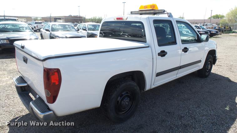 image for item L2481 2008 Chevrolet Colorado Crew Cab pickup truck