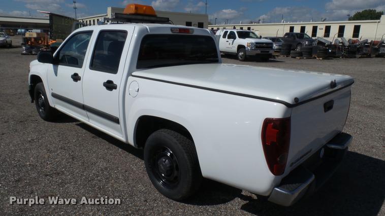 image for item L2481 2008 Chevrolet Colorado Crew Cab pickup truck