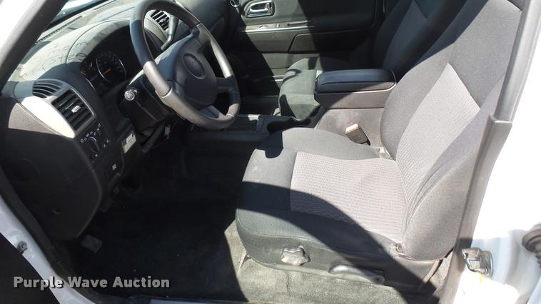 image for item L2481 2008 Chevrolet Colorado Crew Cab pickup truck