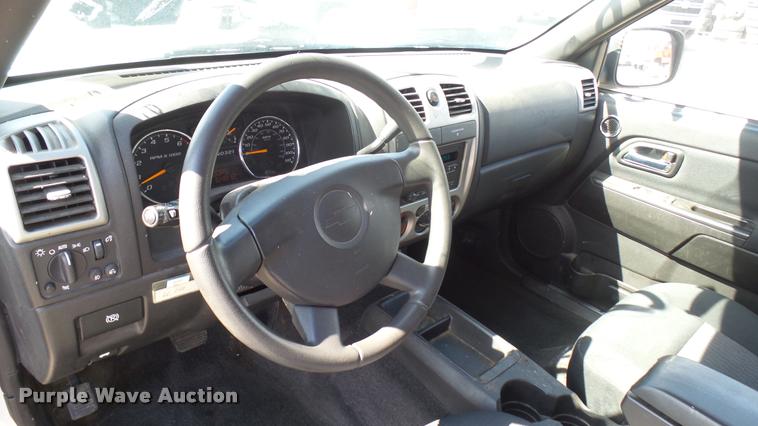 image for item L2481 2008 Chevrolet Colorado Crew Cab pickup truck