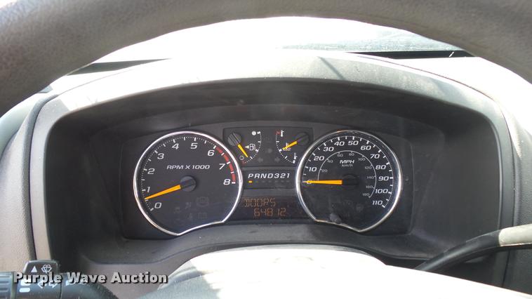 image for item L2481 2008 Chevrolet Colorado Crew Cab pickup truck