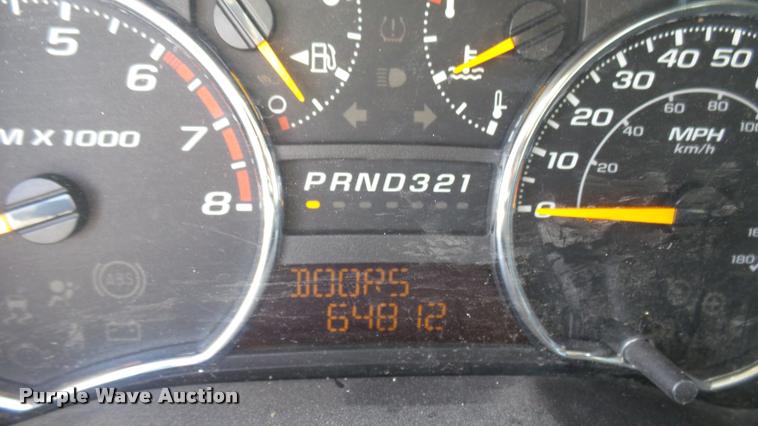 image for item L2481 2008 Chevrolet Colorado Crew Cab pickup truck