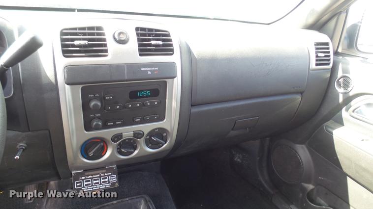 image for item L2481 2008 Chevrolet Colorado Crew Cab pickup truck