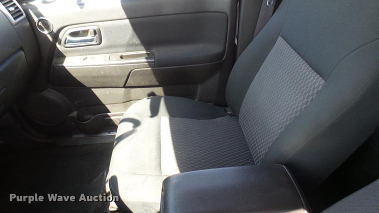 image for item L2481 2008 Chevrolet Colorado Crew Cab pickup truck