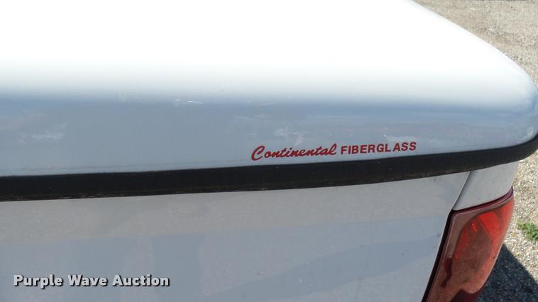 image for item L2481 2008 Chevrolet Colorado Crew Cab pickup truck