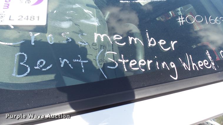 image for item L2481 2008 Chevrolet Colorado Crew Cab pickup truck