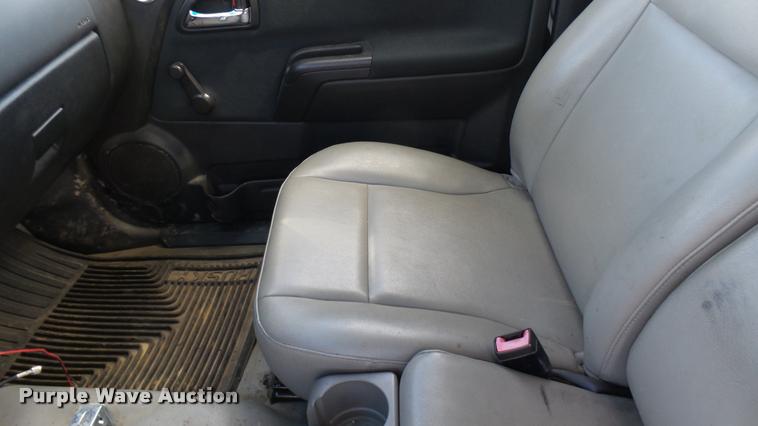 image for item L2482 2009 Chevrolet Colorado Ext. Cab pickup truck