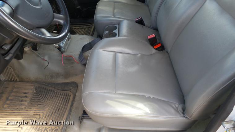 image for item L2482 2009 Chevrolet Colorado Ext. Cab pickup truck