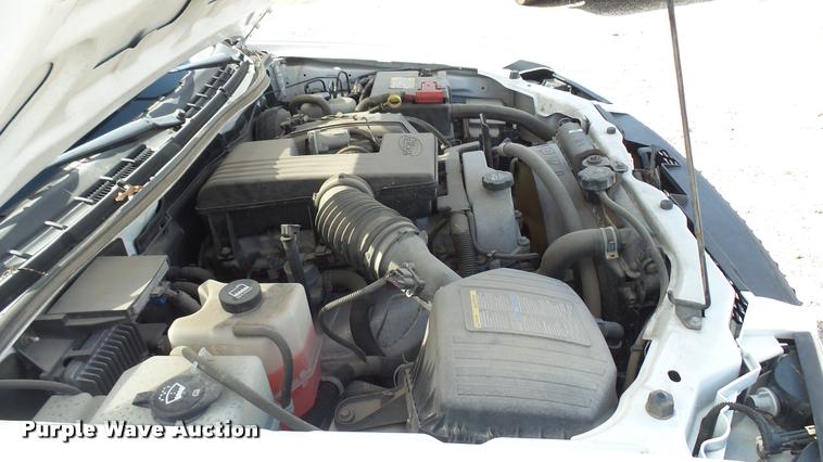 image for item L2482 2009 Chevrolet Colorado Ext. Cab pickup truck