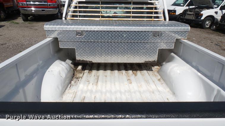 image for item L2482 2009 Chevrolet Colorado Ext. Cab pickup truck