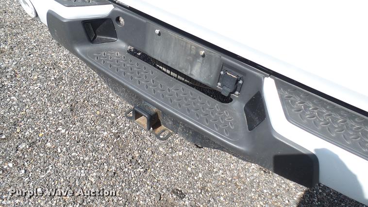 image for item L2482 2009 Chevrolet Colorado Ext. Cab pickup truck