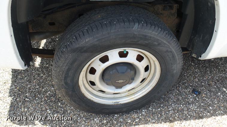 image for item L2482 2009 Chevrolet Colorado Ext. Cab pickup truck