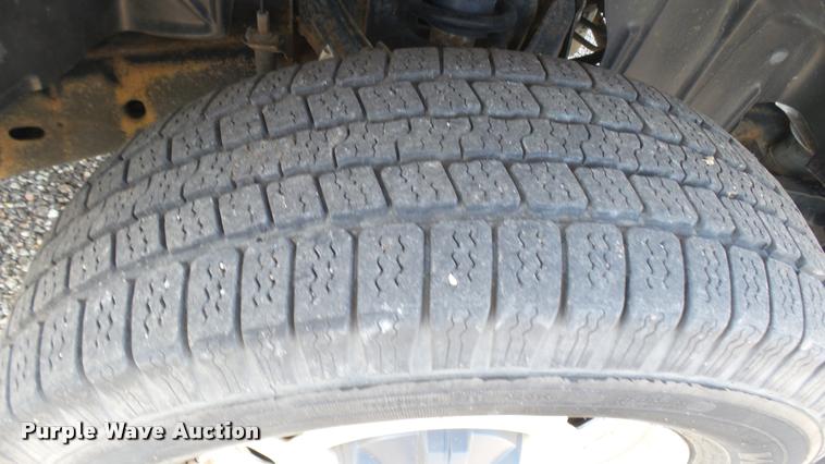 image for item L2482 2009 Chevrolet Colorado Ext. Cab pickup truck