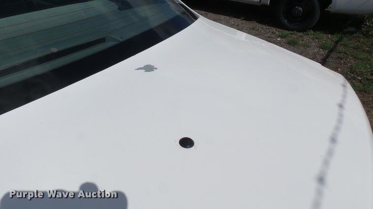 image for item L2483 2006 Ford Taurus SE