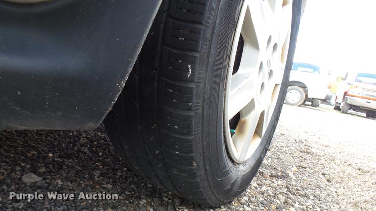 image for item L2484 2006 Ford Taurus SE