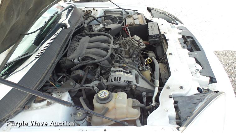 image for item L2485 2006 Ford Taurus SE