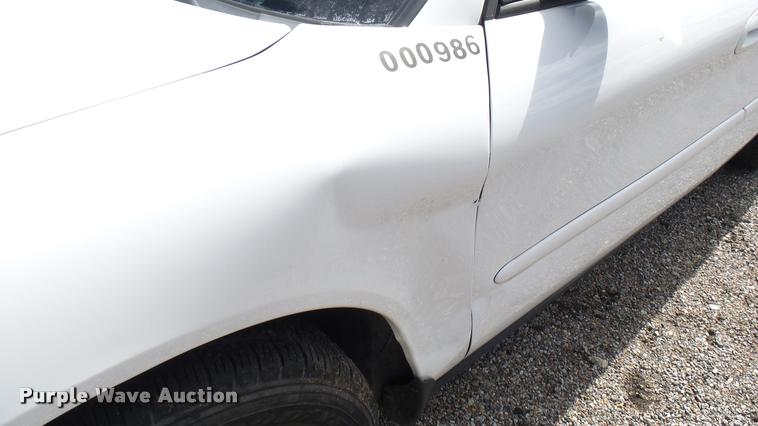 image for item L2485 2006 Ford Taurus SE