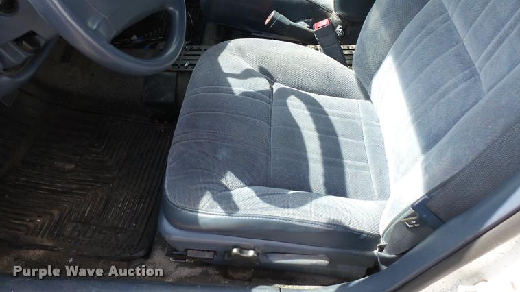 image for item L2486 2005 Chevrolet Impala