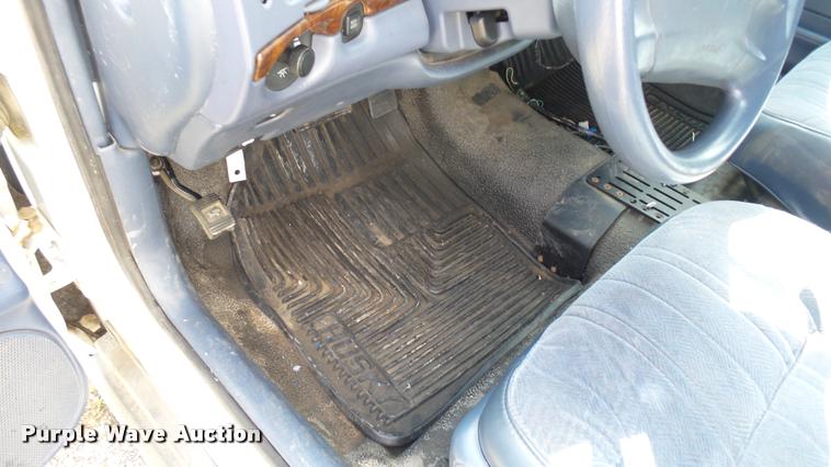 image for item L2486 2005 Chevrolet Impala