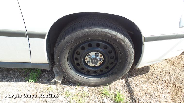 image for item L2486 2005 Chevrolet Impala