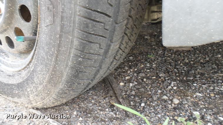 image for item L2486 2005 Chevrolet Impala