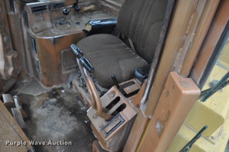 image for item DC6498 1993 Caterpillar D10N dozer