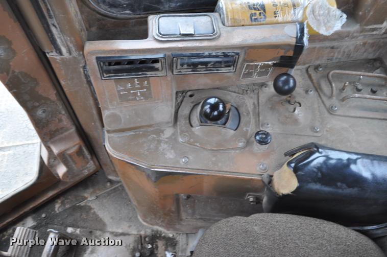 image for item DC6498 1993 Caterpillar D10N dozer