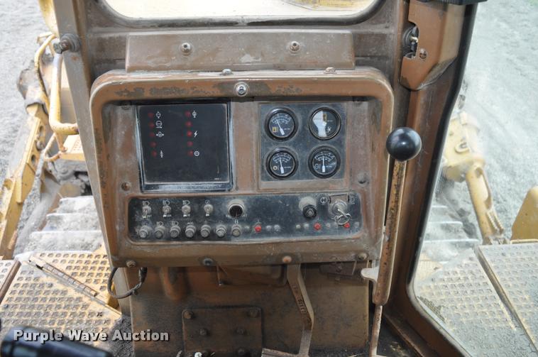 image for item DC6498 1993 Caterpillar D10N dozer