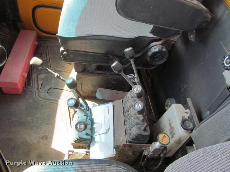 image for item J2532 1990 Ford L8000 dump truck