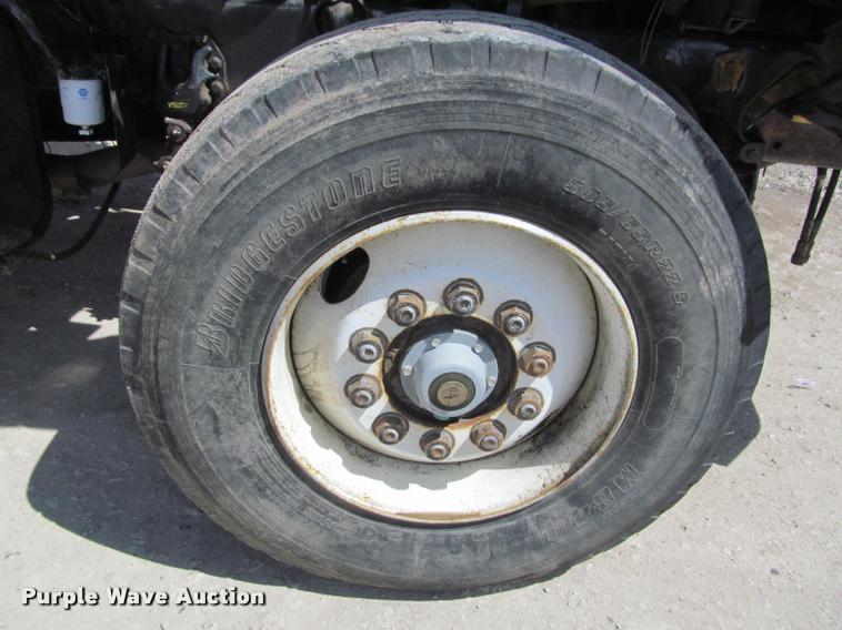 image for item J2532 1990 Ford L8000 dump truck