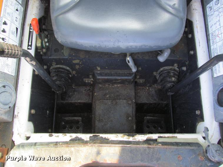 image for item J2537 2008 Bobcat S185 skid steer