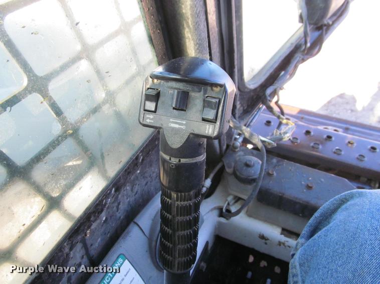 image for item J2537 2008 Bobcat S185 skid steer