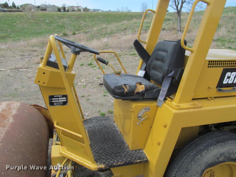 image for item K3754 Hypac C810A single drum vibratory roller