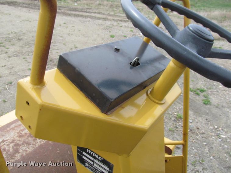 image for item K3754 Hypac C810A single drum vibratory roller