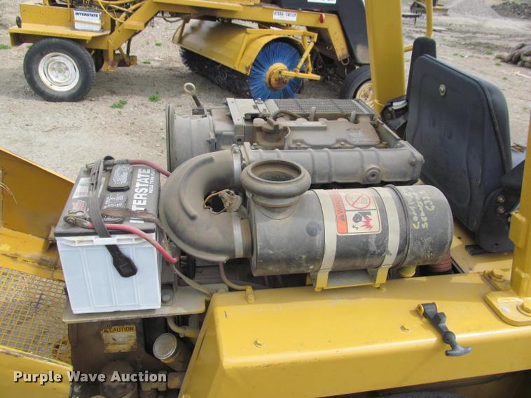 image for item K3754 Hypac C810A single drum vibratory roller