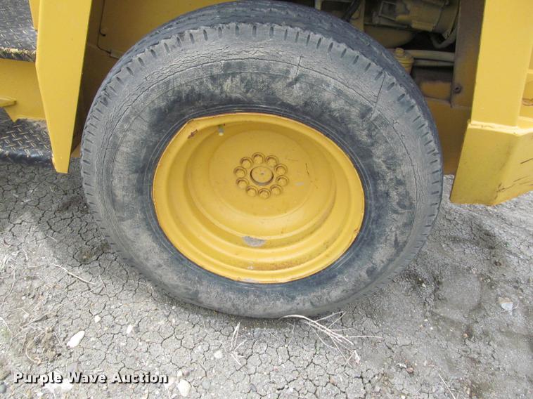 image for item K3754 Hypac C810A single drum vibratory roller