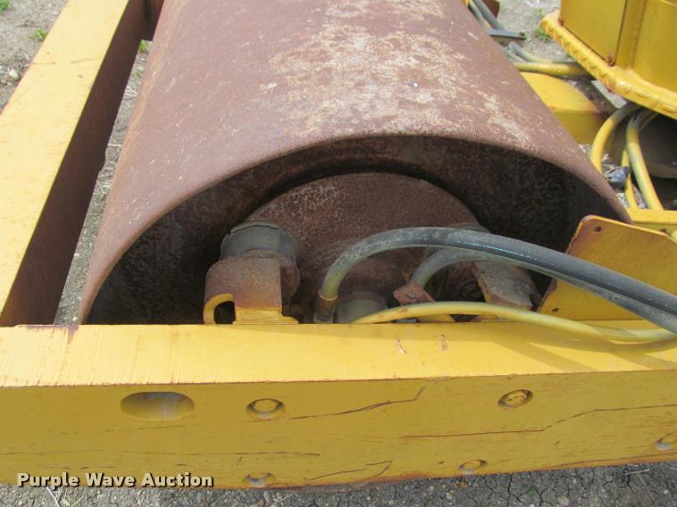 image for item K3754 Hypac C810A single drum vibratory roller