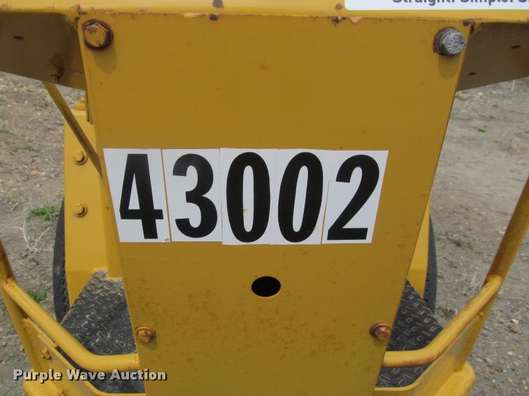 image for item K3754 Hypac C810A single drum vibratory roller