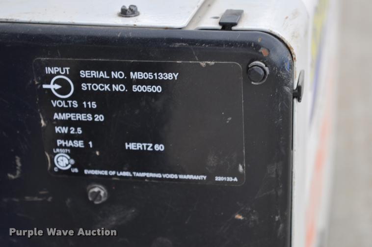 image for item K3775 Hobart Handler 140 wire feed welder