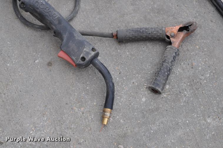 image for item K3775 Hobart Handler 140 wire feed welder