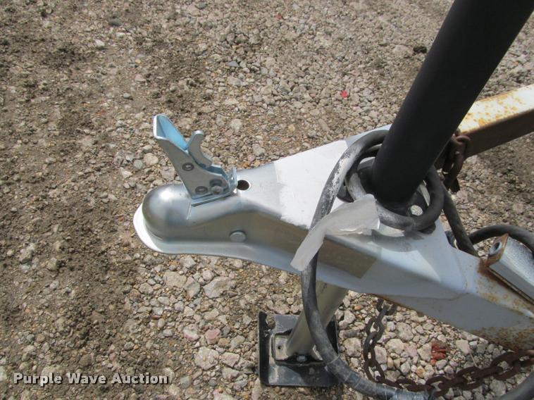 image for item K3814 2004 Haulmark enclosed cargo trailer