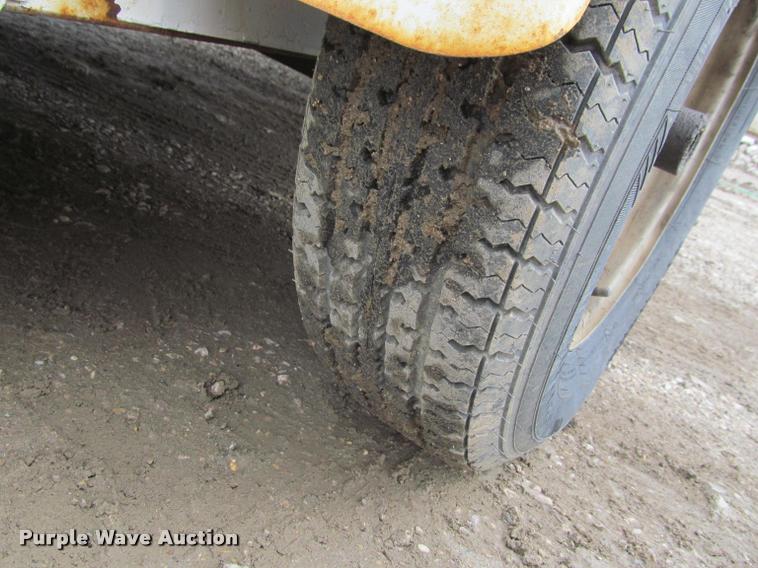 image for item K3814 2004 Haulmark enclosed cargo trailer