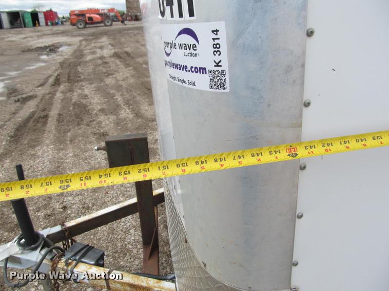 image for item K3814 2004 Haulmark enclosed cargo trailer