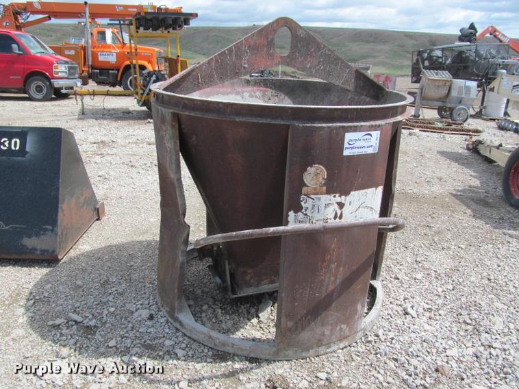 image for item K3817 Cement crane bucket